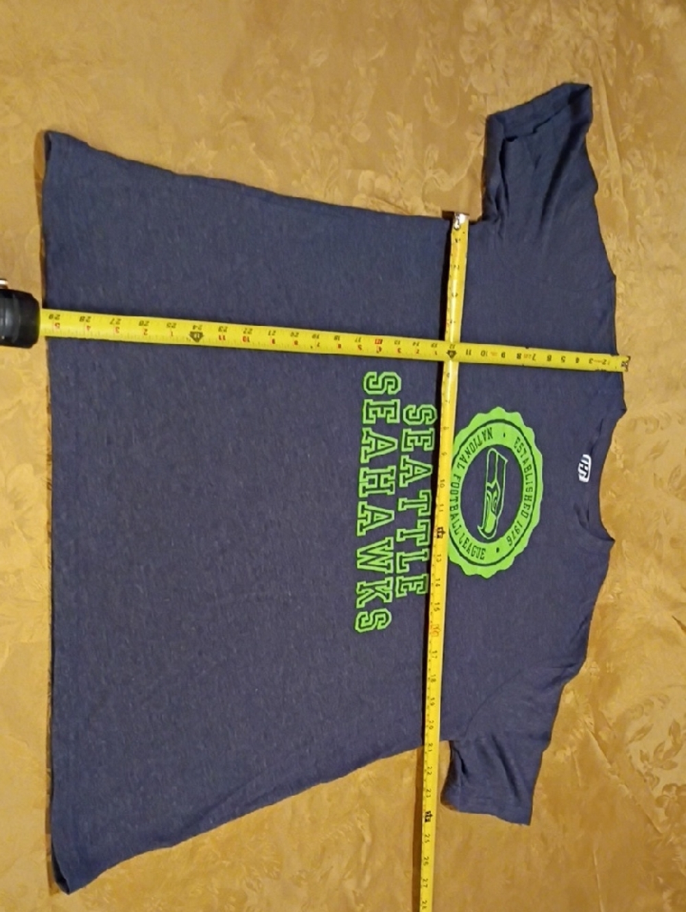 NFL Seattle Seahawks Navy & Neon Green Men's T‑Shirt Size L